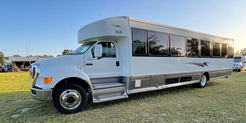 2015 Ford F650 Shuttle Bus For Sale, Global Customs