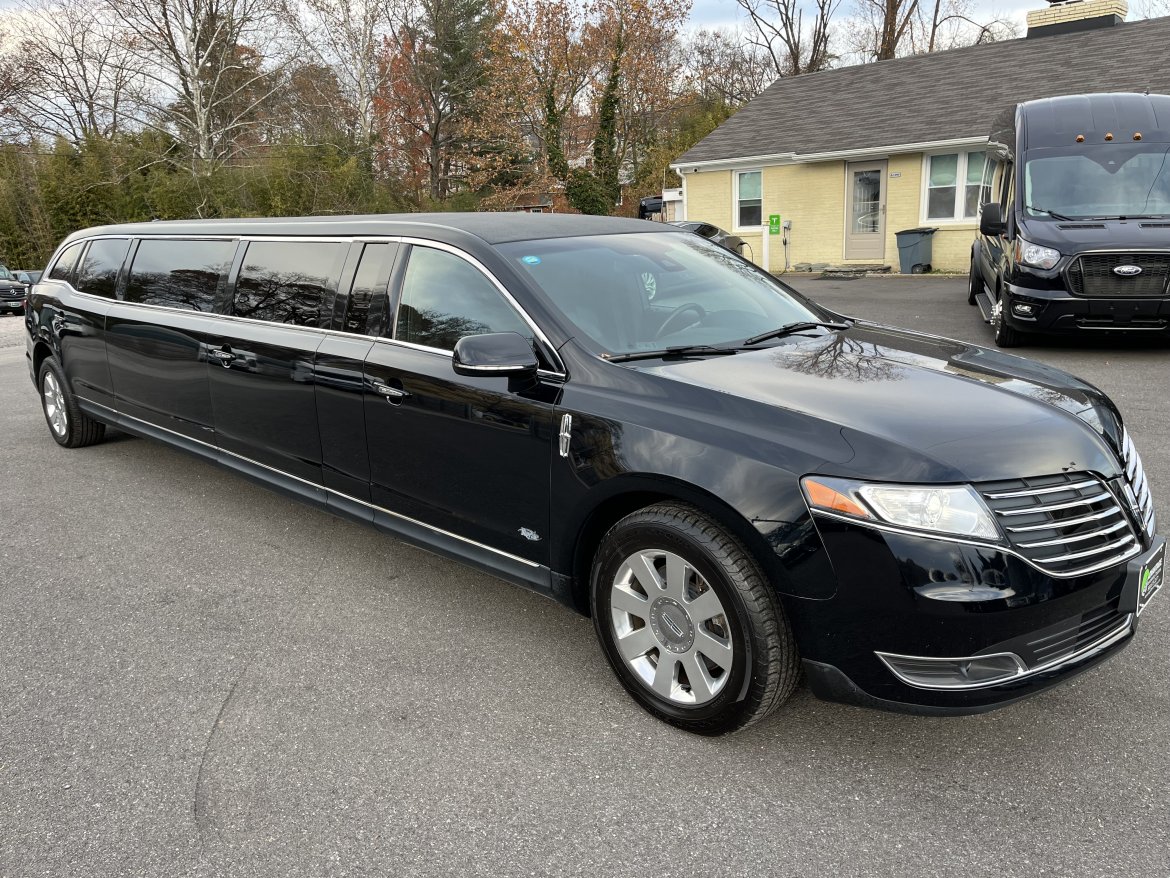 Used 2017 Lincoln MKT 120 5 Door Limousine