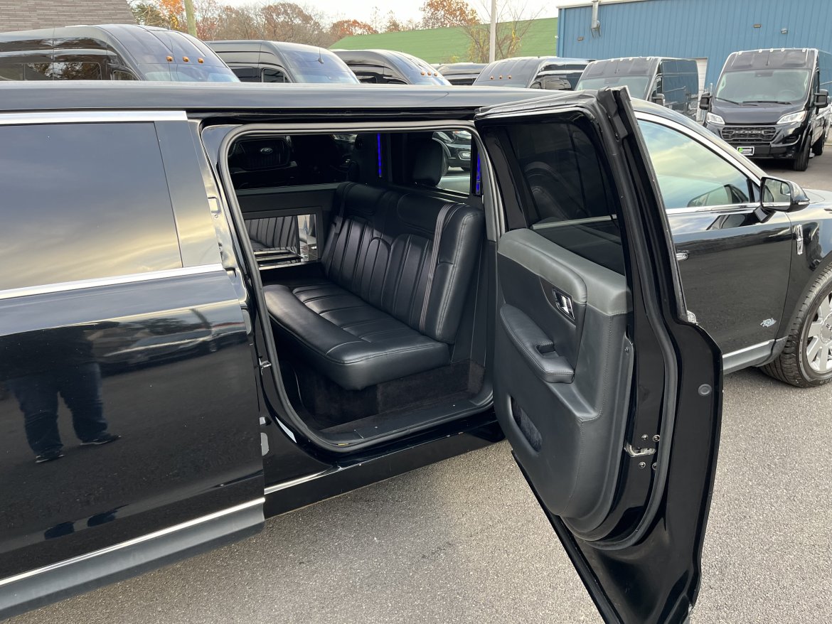 Used 2017 Lincoln MKT 120 5 Door Limousine