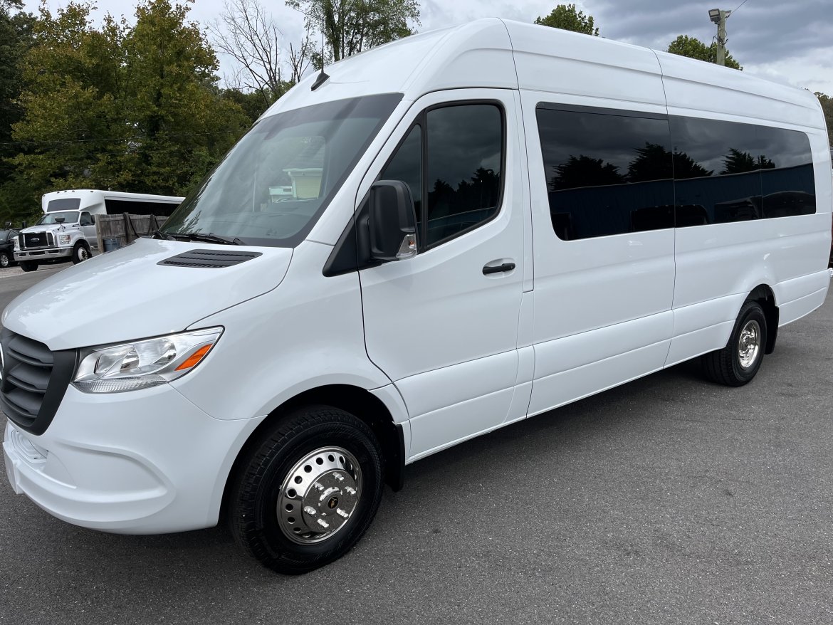 New 2023 Mercedes-Benz Sprinter 3500 170 ext Limo Bus