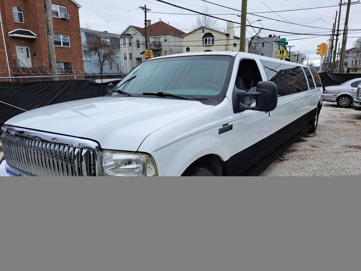 Used Excursion SUV Stretch Limo for 14 For Sale