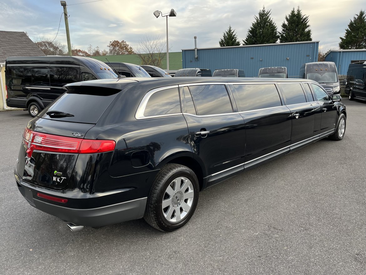 Used 2017 Lincoln MKT 120 5 Door Limousine