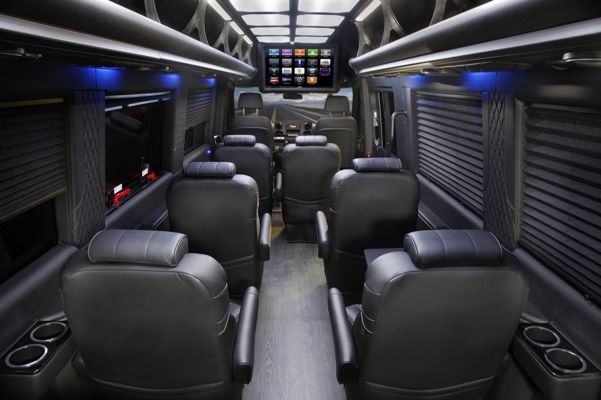 New 2023 Sprinter Luxury Mini Coach Maybach Executive Shuttle For Sale