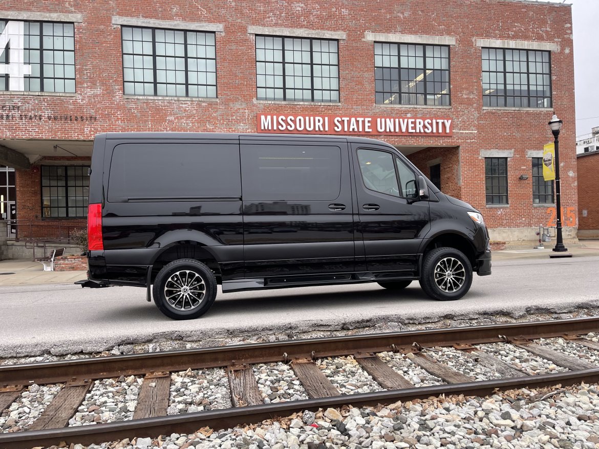 2022 Mercedes-Benz Sprinter Low Roof 144 inch