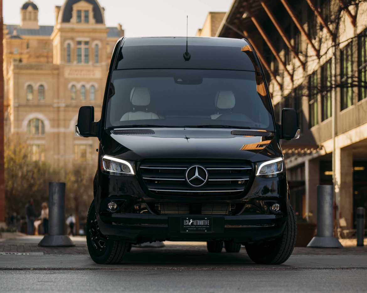 New 2023 Mercedes-Benz Sprinter