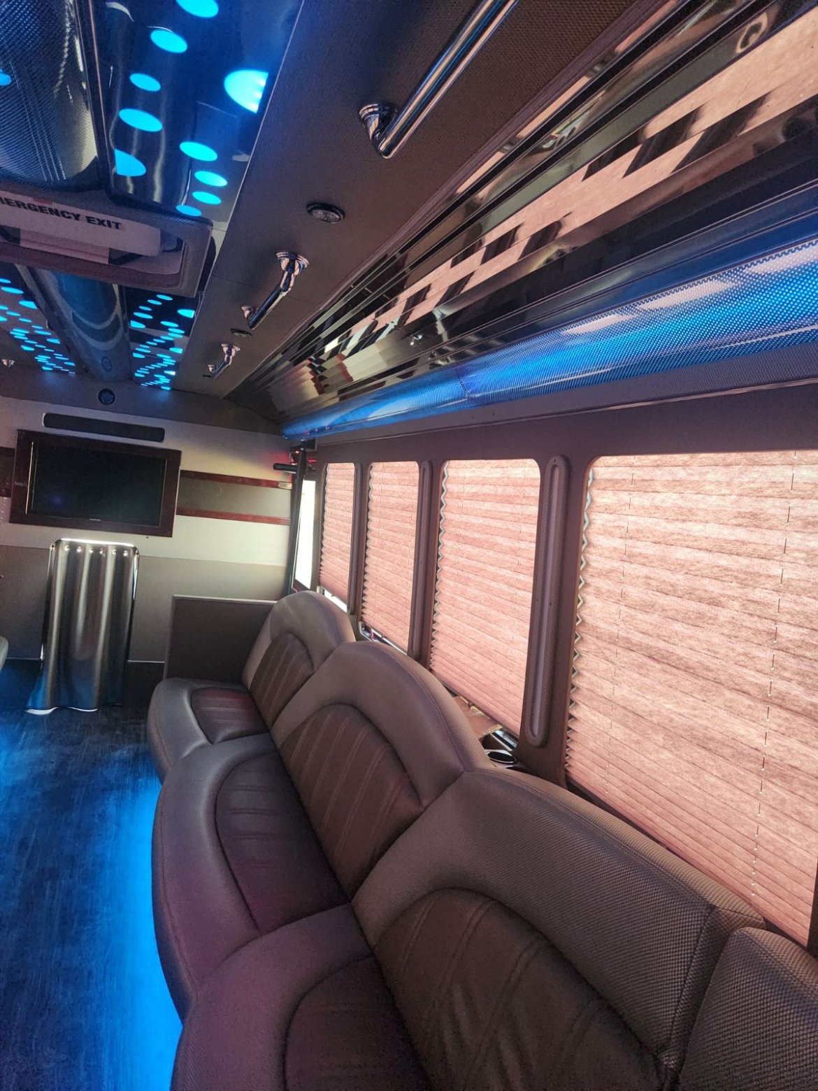 Used 2011 Ford E450 Limo Bus