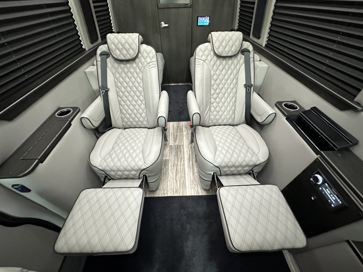 New 2023 Mercedes-Benz Daycruiser D6 Sprinter For Sale