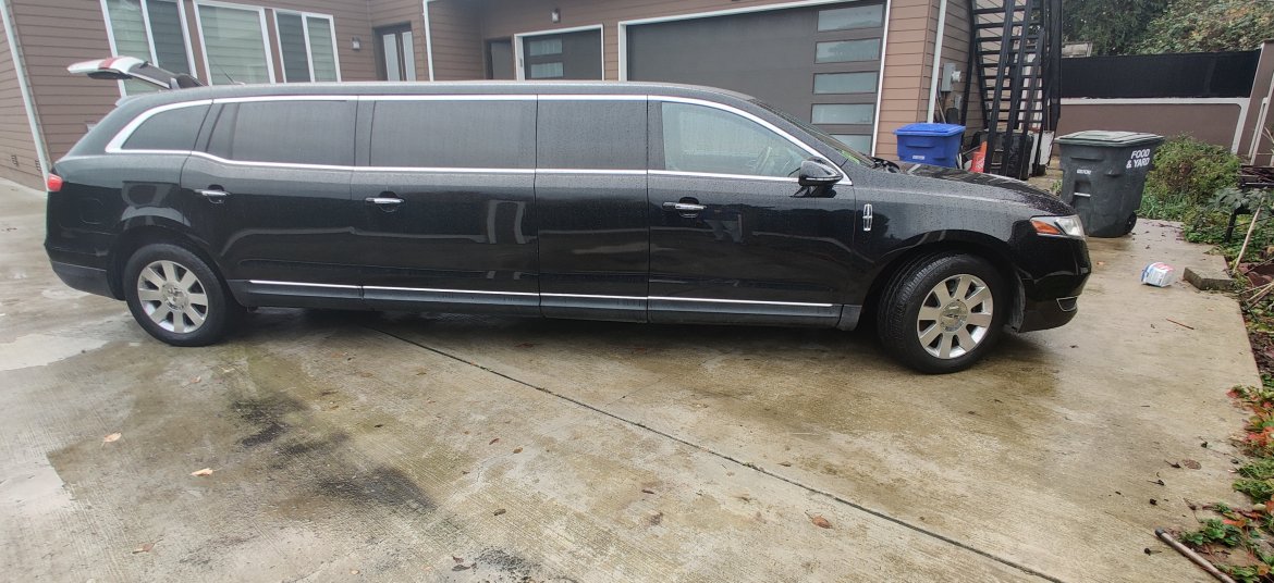 Used 2017 Lincoln MKT Limousine