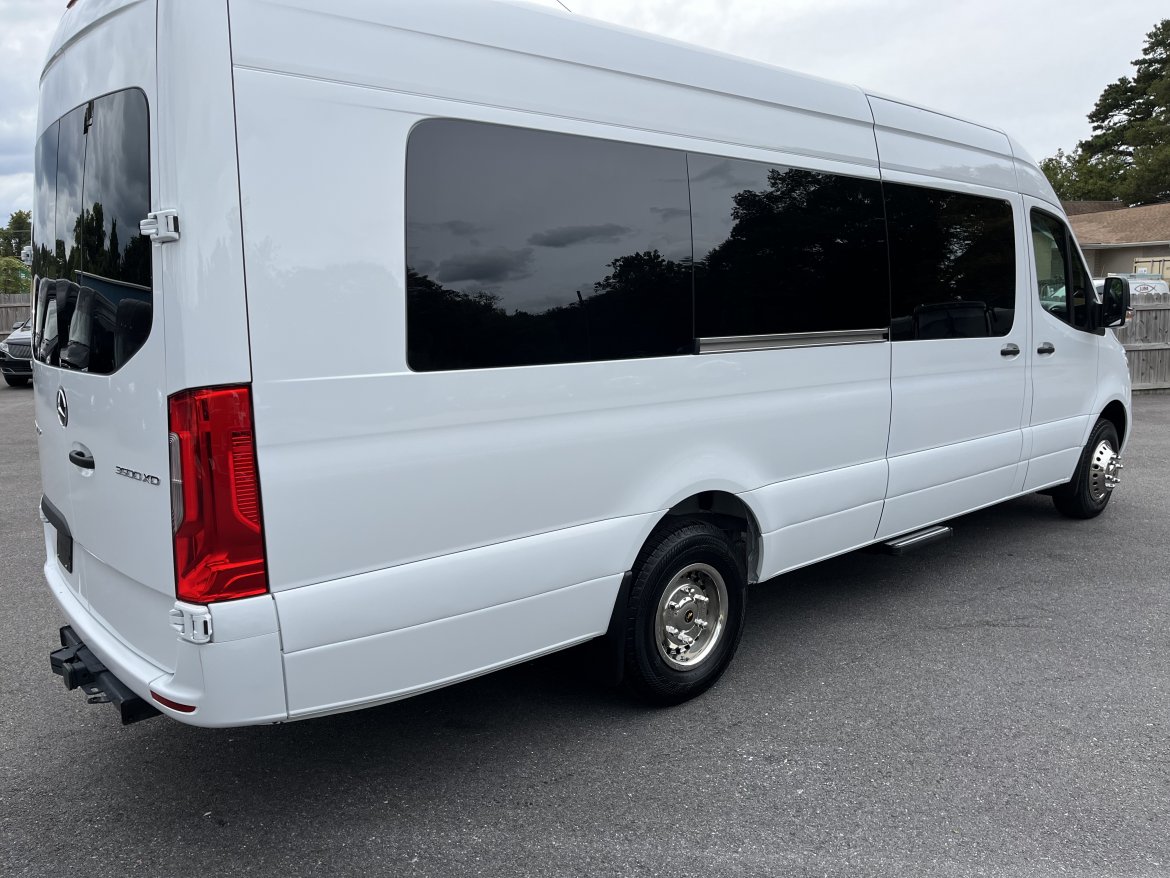 New 2023 Mercedes-Benz Sprinter 3500 170 ext Limo Bus