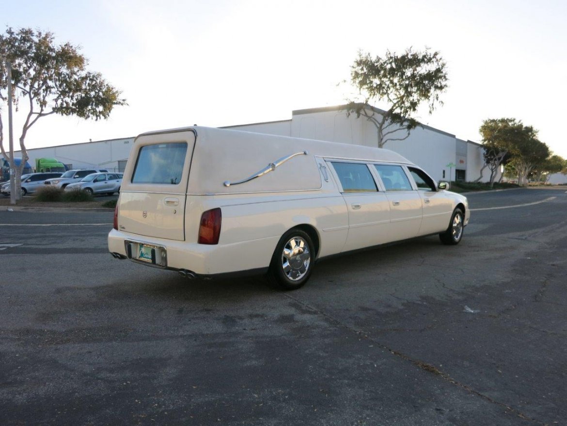 Used 2005 Cadillac Deville Stretch