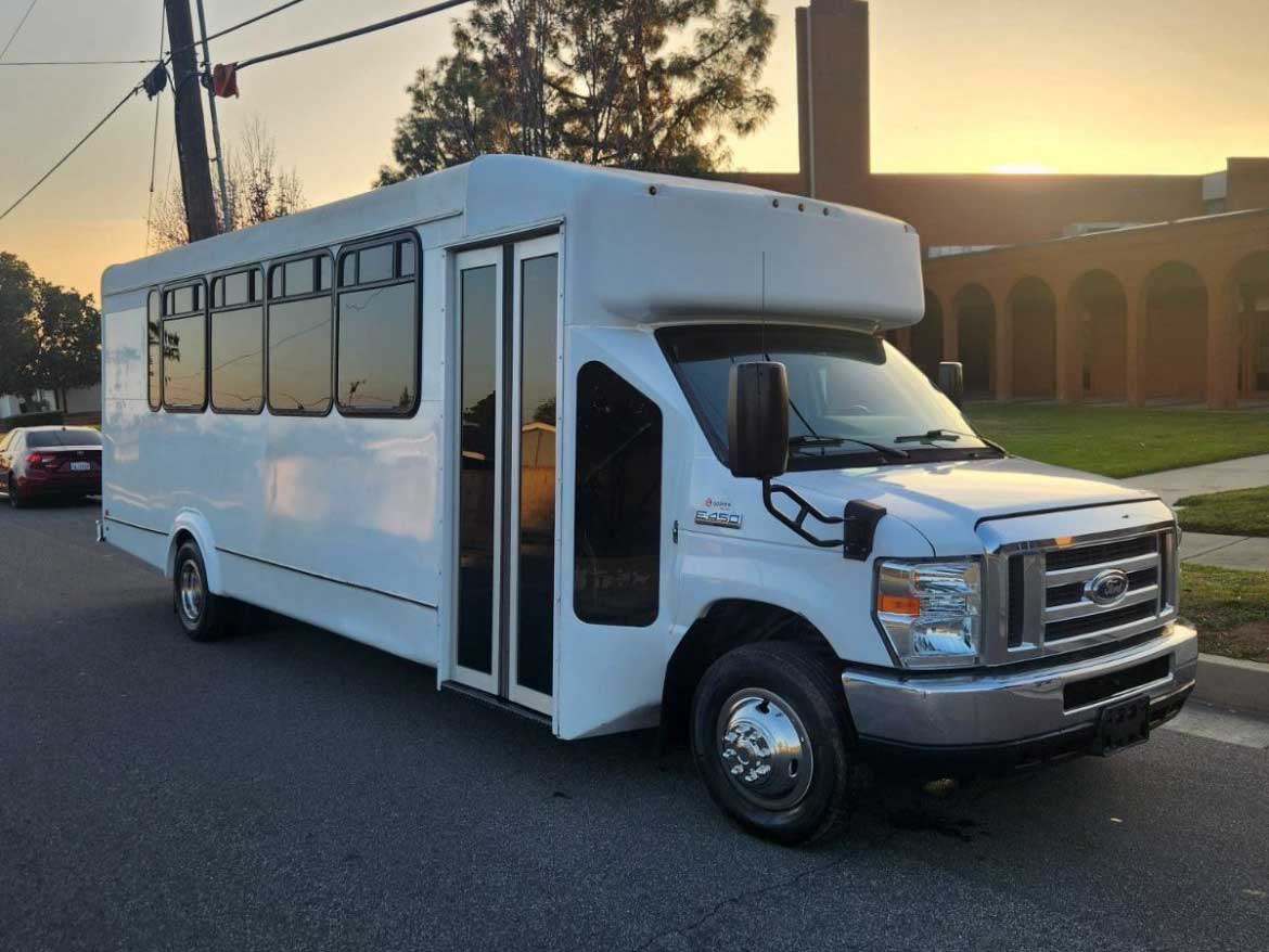 Used 2017 Ford E450 Limo Bus  For Sale