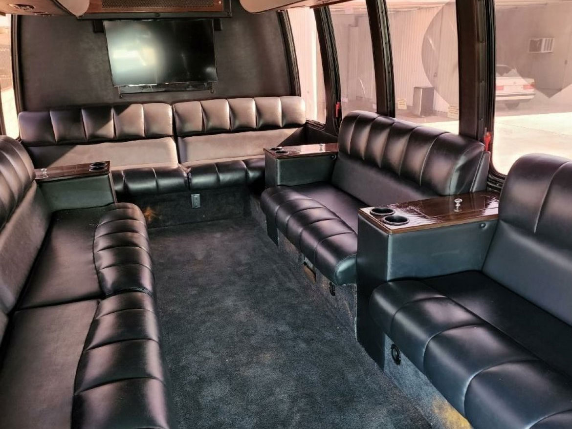 Used 2008 Limo Ford E-450 Party Bus For Sale