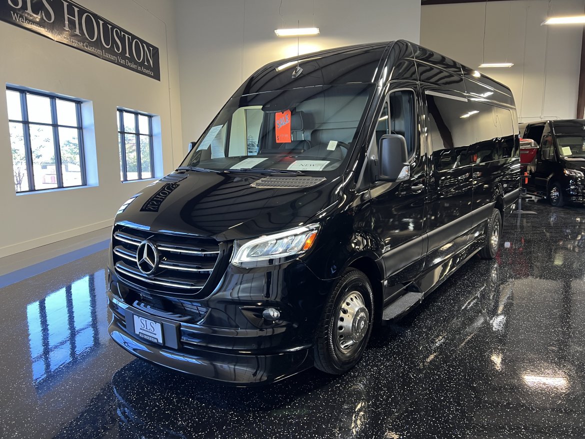 New 2024 Mercedes-Benz Limo for Sale