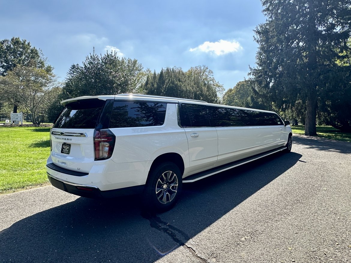 Used 2023 Chevrolet Suburban