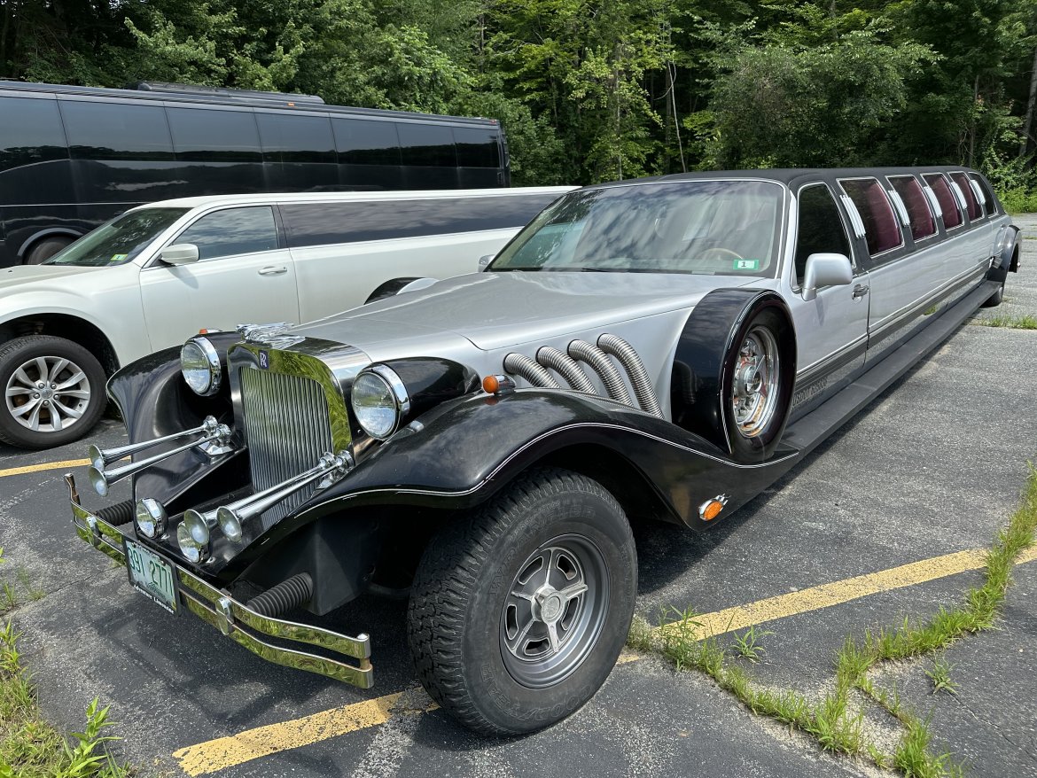 Used 1996 Lincoln Town Car Excalibur Limousine