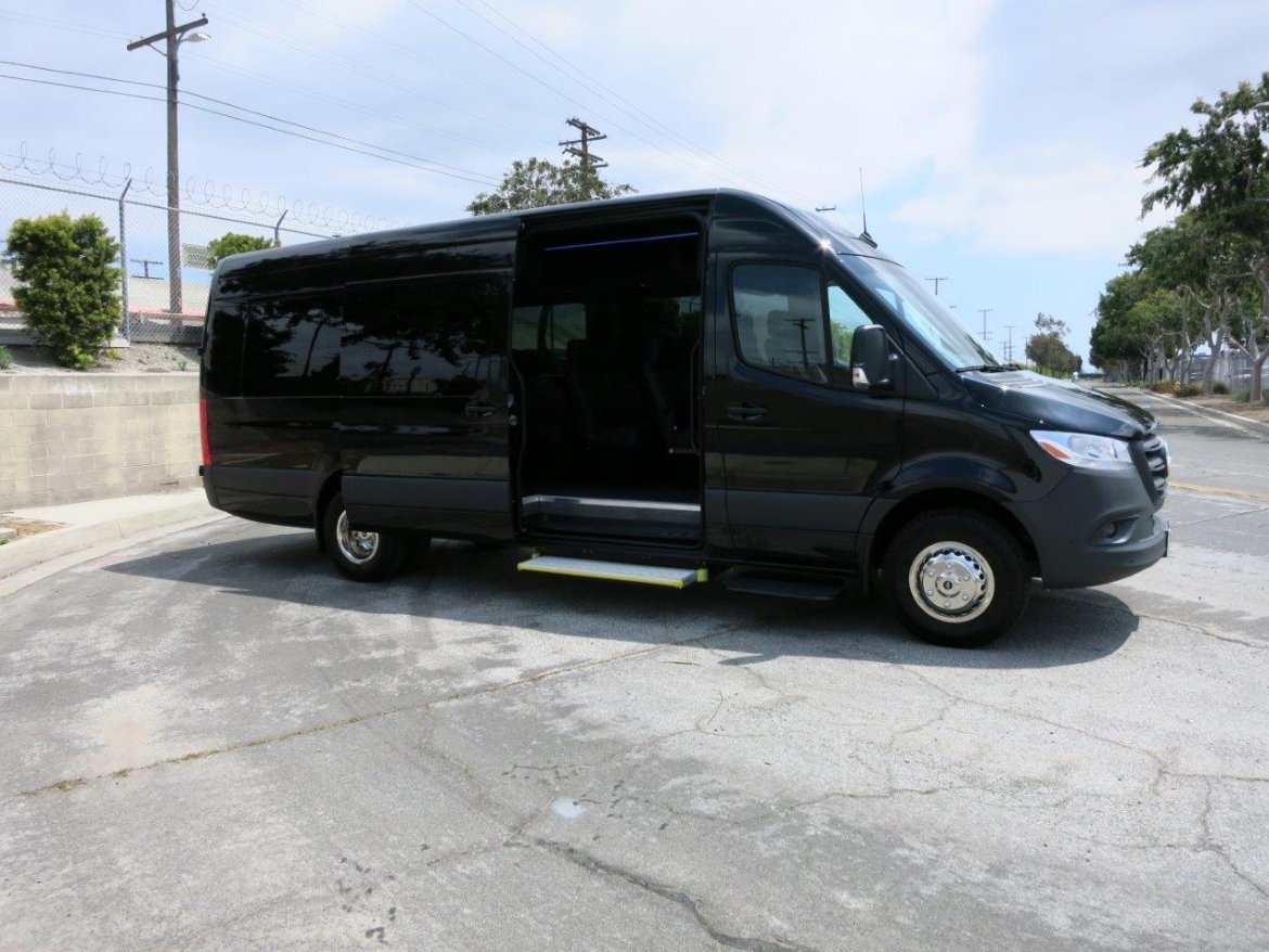 New 2022 LA Mercedes-Benz 3500 XD Sprinter Shuttle For Sale