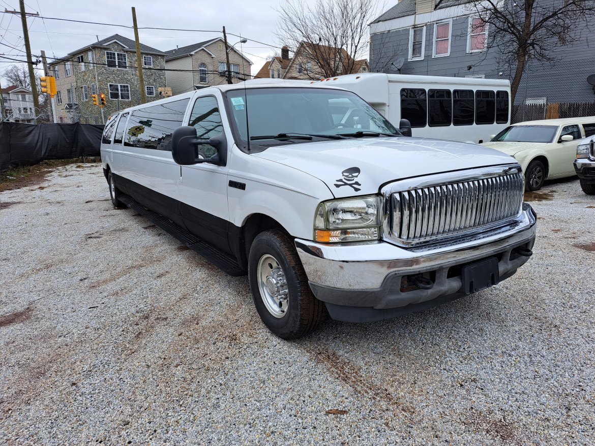 Used Excursion SUV Stretch Limo for 14 For Sale