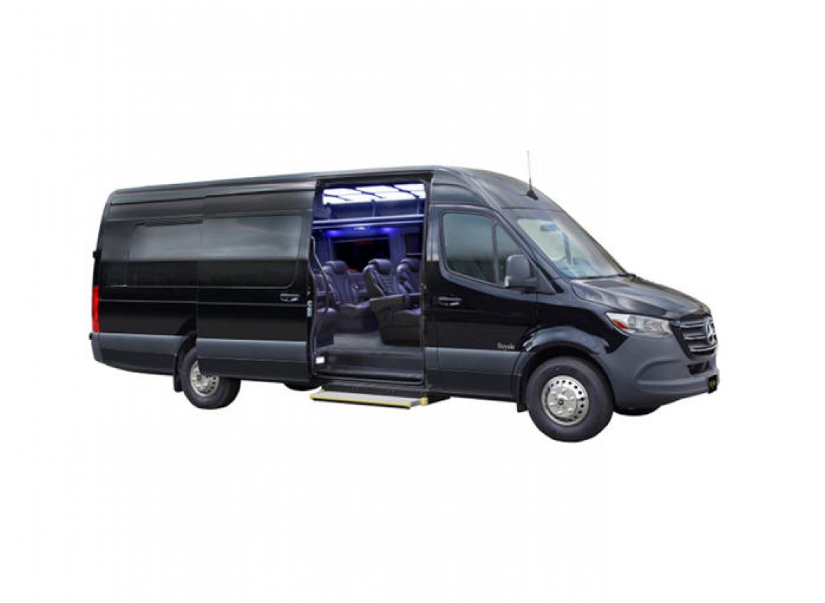 New 2023 Sprinter Luxury Mini Coach Maybach Executive Shuttle For Sale